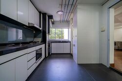 Blk 558 Jurong West Street 42 (Jurong West), HDB Executive #513785571